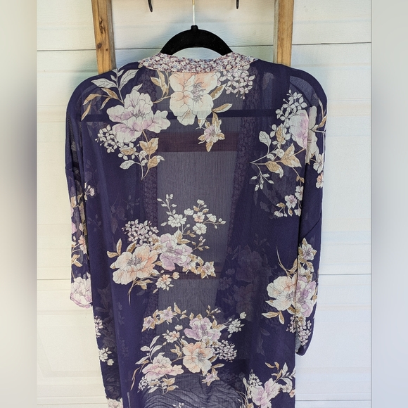Band Of Gypsies Floral Kimono Cardigan - Picture 6 of 6